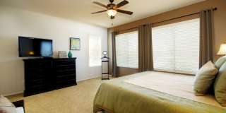 4 Bedroom Furnished Gilbert Home Gallery 38