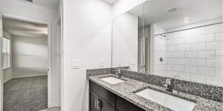 2871 SILVER SCALLOP Loop Gallery 10