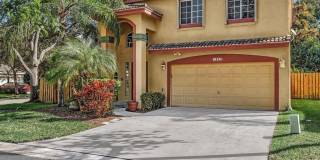 1449 Banyan Cir Gallery 1