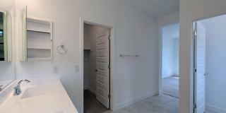 10163 W AMELIA Avenue Gallery 53