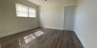 19477 Northeast 10th Avenue Gallery 4