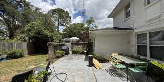 3301 Bull St Gallery 28