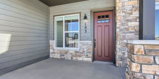 Beautiful 3 Bed 2.5 Bath Townhome with 2 Car Garage in Longmont Beautiful 3 Bed 2.5 Bath Townhome with 2 Car Garage in Longmont Gallery 3