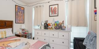 1926 BAINBRIDGE Street Gallery 10