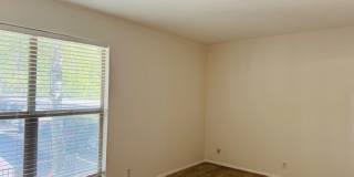 Spacious Two story 2 bedroom, 2 bath Condo. Move-In ready!! Gallery 12