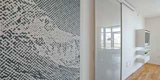 Gorgeous designer one bedroom in Hayes Valley w/lots of light, views, W/D, private patio, roof deck, gym and parking! Gallery 15