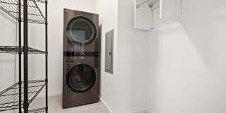 Yancey Street Gallery 18