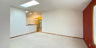 1138 NE Conser Pl Gallery 7