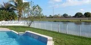 19150 SW 16th St Gallery 8