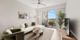 ArtSquare Gallery 32