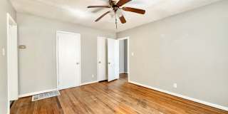 1006 E Side Drive Gallery 11