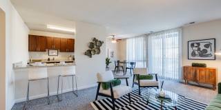 The Hanover Apartments Gallery 14