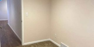 917-919 Meadowview Drive - 919 Gallery 18