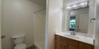 SPACIOUS HOME IN LAVERKIN FOR RENT! Gallery 28