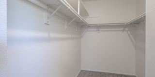 409 Longwood Dr Ne Gallery 25
