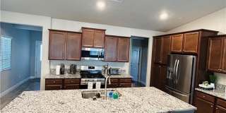 6140 E Laurel Gallery 6