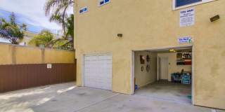 3843 Riviera Drive Gallery 23