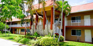 Vista Court Gallery 1