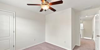 Spacious 4-Bedroom Townhome in Gated Meadow Pointe Gallery 23
