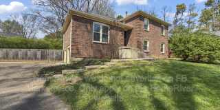 1102 Woodcroft Ct Gallery 1