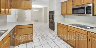 5645 N Tuttle Ave Gallery 12