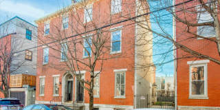 1606 WALLACE Street Gallery 1