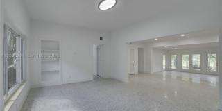 616 SW 11th Ct Gallery 5