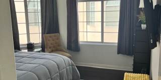 408 W Queen St Gallery 32