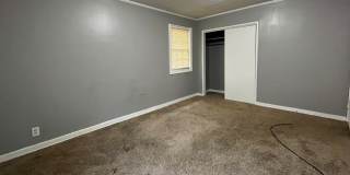 Updated 3 Bed 1 Bath! First Month's rent FREE! Gallery 5