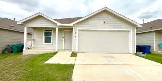 Move-In Ready Gem with Full Appliances & Resort-Style Amenities! Gallery 1