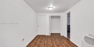 10065 Bay Harbor Ter Gallery 31