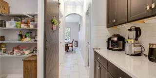 6Bds/7 Bths Massive Estate home overlooking a pond in an amenity-rich community Gallery 16
