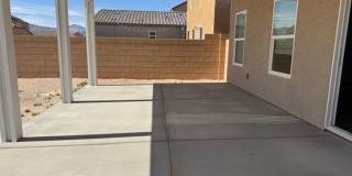 3br 2Ba 2-Story Home with fenced yard and garage Near Golf Course, Rotary Park Gallery 46
