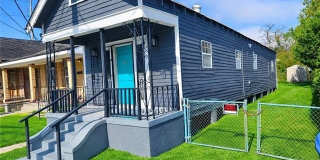 2055 HOPE Street Gallery 1