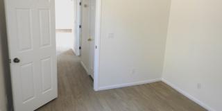 Updated Cul‑de‑Sac Charmer with Bonus Room Gallery 34