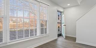 5432 GATEHOUSE Dr Gallery 4