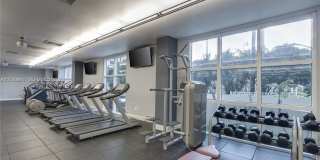 2000 N Bayshore Dr Gallery 15