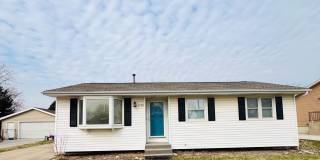 3 Bedroom Home w/ Garage in Marion, IA Gallery 1