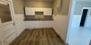 $1200 - 3 bedroom 1 bath - Single Family Home Gallery 8