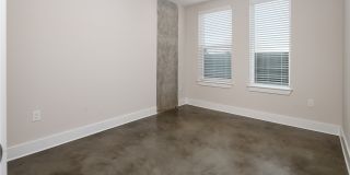 The Upton Gallery 77