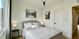 629 N Queen Street Gallery 30