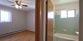 Como Lakes Apartments Gallery 25