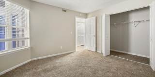 Oasis of Mandarin - Apartments & Townhomes Gallery 14