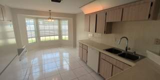 138 W Navarro Pl Gallery 4