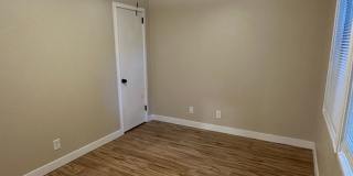 Duplex Front Unit!!! Gallery 15