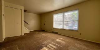 Amazing 2 BR Apartment at Regency Place! Great Plum Location! Central A/C & MORE! CALL TODAY! Gallery 3