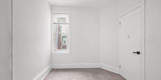 5527 CATHARINE Street Gallery 17