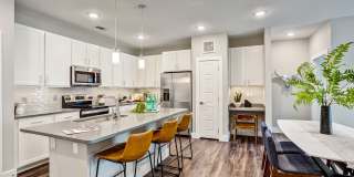 Icon at Hardin Valley Gallery 18