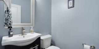 Incredible 3be/2.5ba House In Quiet Neighboorhood Gallery 17