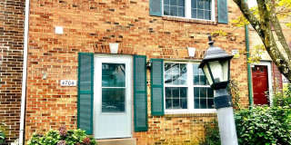 4704 S PARK Court Gallery 1